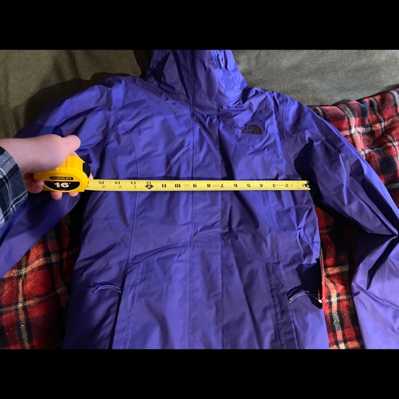 North face winter jacket 2 in one jacket - Picture 8 of 8